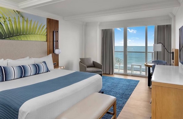 Jupiter Beach Resort –Oceanfront Suite!
