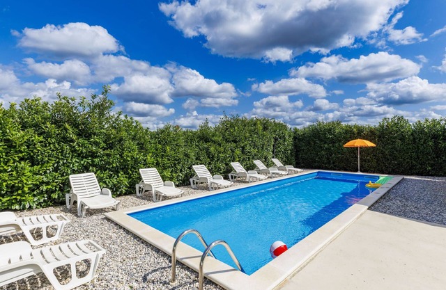 Jurican by Interhome