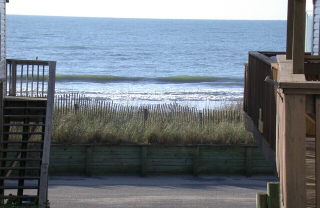 Just 77 Steps To The Beach! Ocean view! Free Water Park! Located in Ocean Lakes