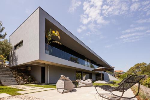 Just Like Home - Casal no Campo