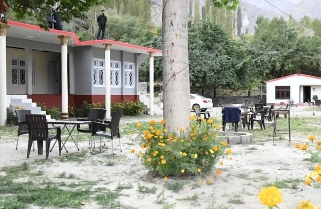 Kachura Gateway Hotel