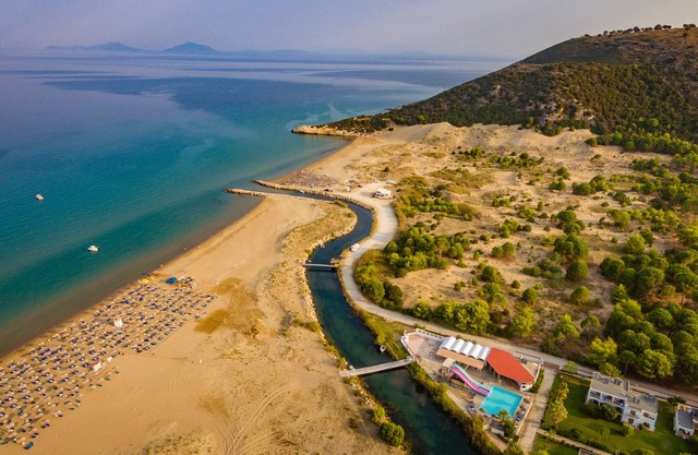 Kalogria Beach Apartments