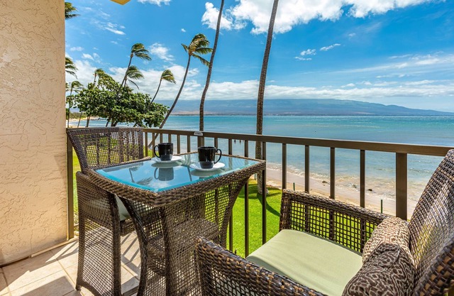 Kanai A Nalu Unit 202 - Direct Oceanfront View