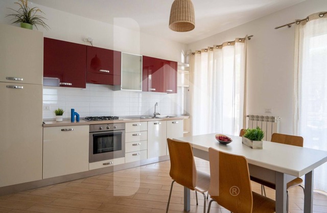 Karismatico - Three-room apartment on the first floor a few steps from the sea