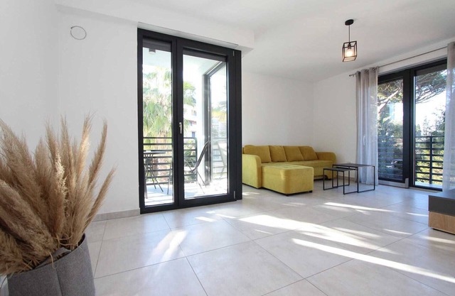 KATARINA Two-Bedroom Apartment with Roof Terrace 1