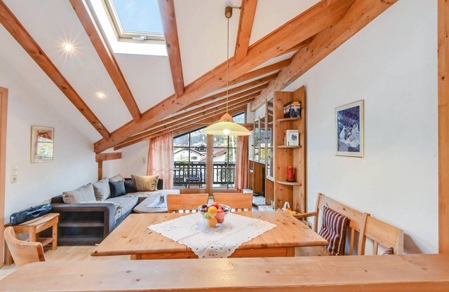 Katharinenhof Holiday Apartment "Zugspitze" with Balcony, Mountain View & Wi-Fi