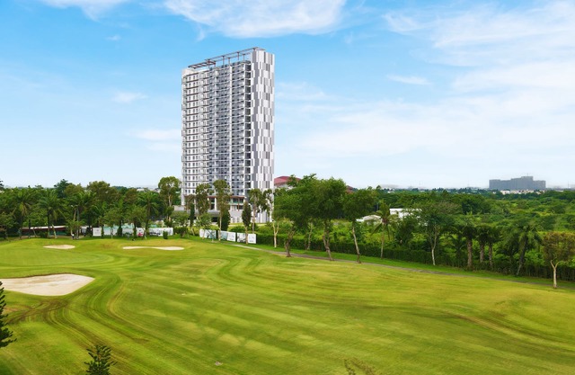Kawana Golf Residence