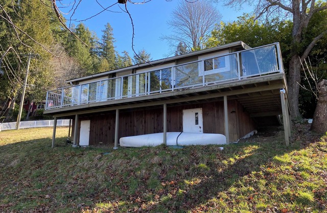 Keats Island Paradise - Mission Cottage