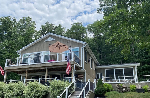 Keuka Lake House Private Setting up On Hill in Wooded 6 Acre Lot - Great Views