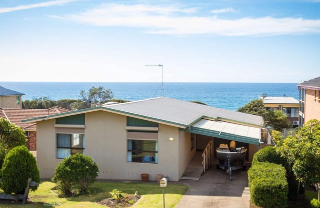 Kianga Parade Beach House