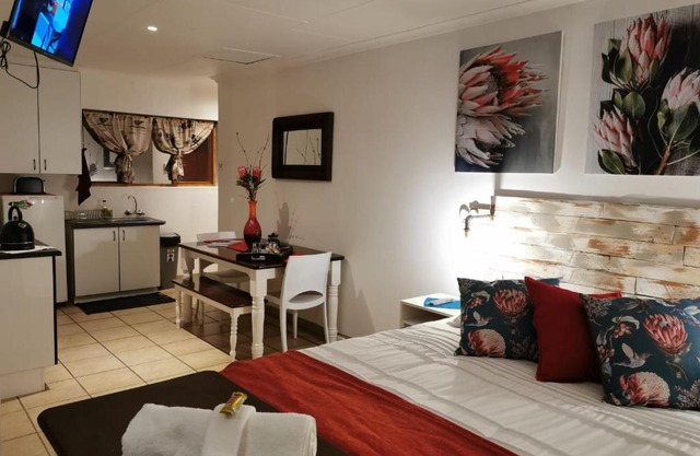 King Protea Self Catering Accommodation in Erasmuskloof, Pretoria East