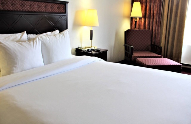 King Room in Hotel Downtown