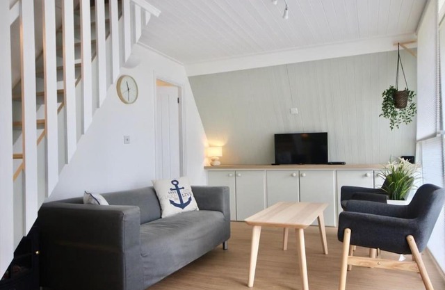 Kingsdown Chalet No.5