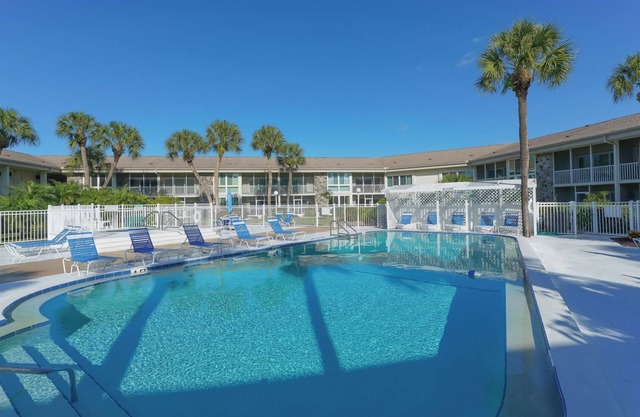 Kingston Arms 19A - Lido Beach!