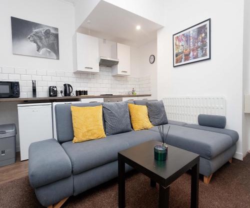 Kirkstall House