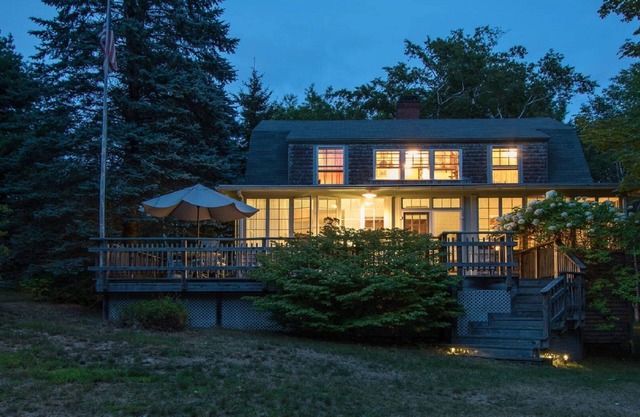 Knit 1, Purl 2: Fabulous Turn Of The Century Cottage, Peaks Island, ME