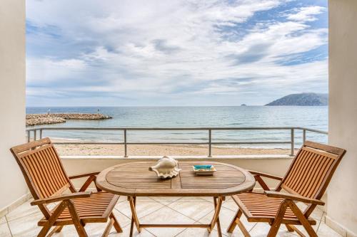 Komi Shoreline Blue Window