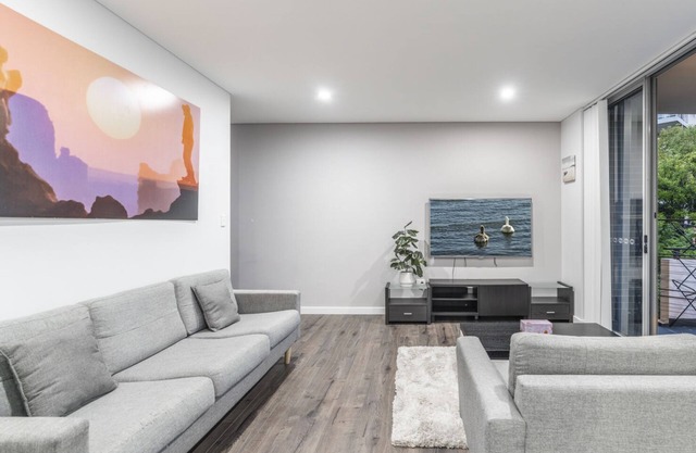 Kozyguru | Homebush West | 3 Bedroom Apt+Parking