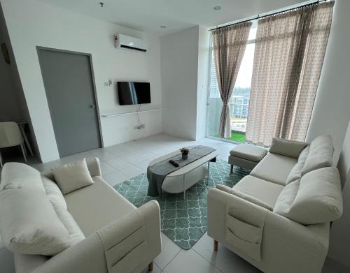 Kuching Near BDC Cozy Apartment