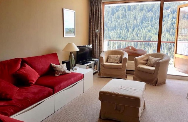 L'Ariondaz - Appartement au centre du village, proche des pistes, avec parking