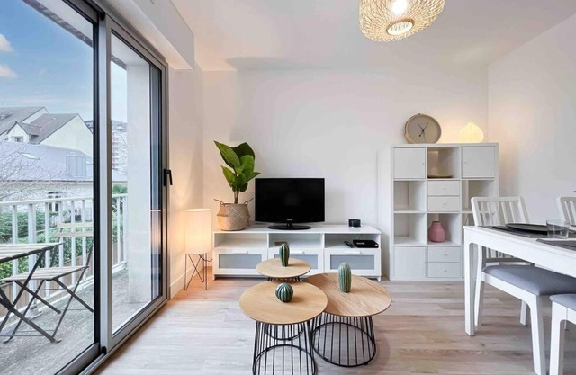 L'escapade - Centre Ville - Parking - Balcon