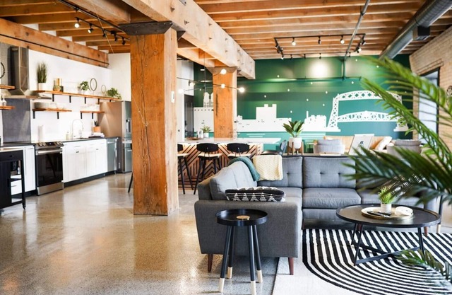 L'Etoile du Nord | The Brix | Pool in Canal Park!