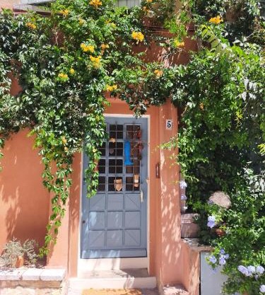 L'Imprévu de Cotignac, Appart' et Duplex au cœur du village