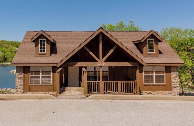 L072, 2Br, 2Ba, Sleep 8+, SEE DESC. for SUMMER SPECIAL