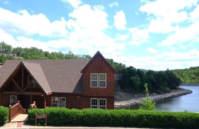 L119, 4 Br Lakefront Cabin, Pets, Fishing, Pool, Plygnd, Fun, Nr Silver Dollar