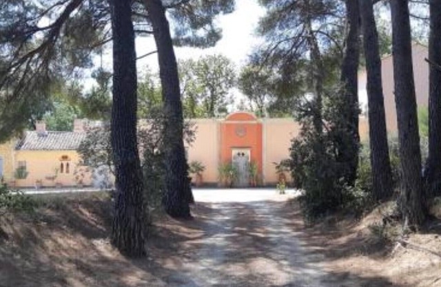 La Bastide Artistique App 1 Jaune