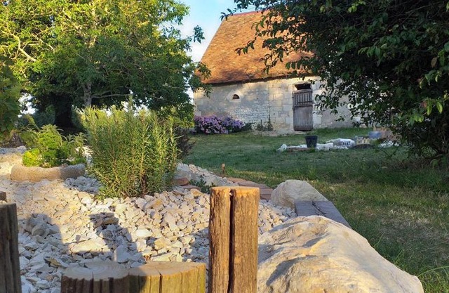 La BerryCurienne proche du Zoo de Beauval Saint-Aignan avec SDB, WC ET SPA PRIVATIF pour chaque chambre