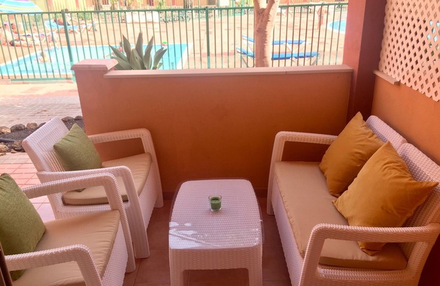 La Caleta (Parques Holandes): Beautiful apartment with 3 pools & free WiFi