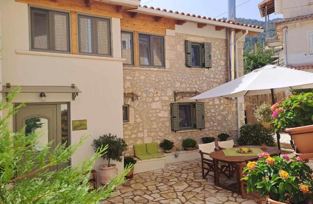 La casa di Bella a tradional stone house with barbecue