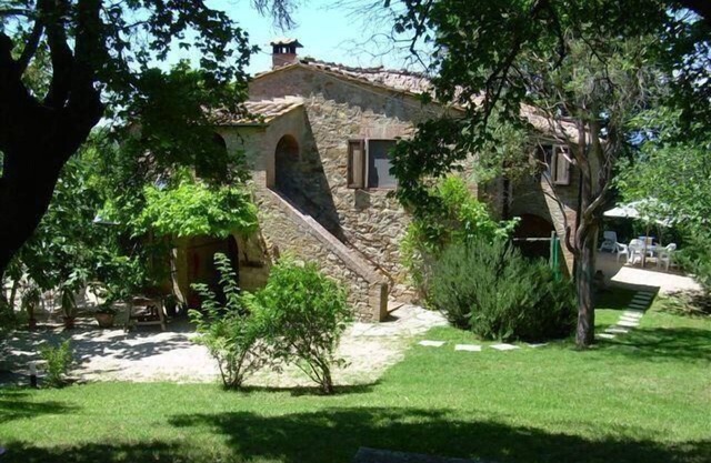 La Casina' estate with private garden and barbecue