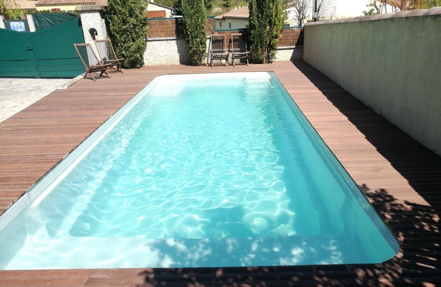 La Commanderie in Mormoiron - Cottage with pool- max. 11 pers.