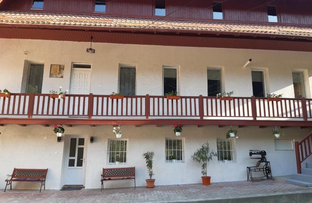 La Conac 13 Ceasuri Bune