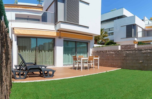 La Fontanilla Apartment