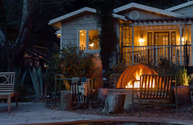 LA Getaway in Topanga – modern, clean & cozy, close to hiking & beach