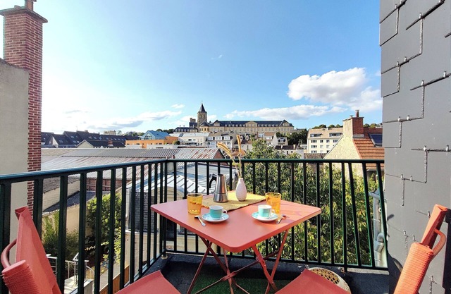 La Maison Bleue au Bord de L'orne - Jardin Clos - 6 Voyageurs