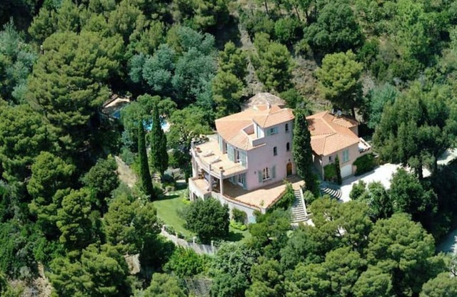 La Malpagne Villa 400m2 Pieds Dans L'eau