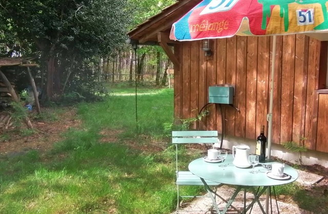La Palombière – A Comfortable Forest Cabin in the Heart of the Landes de Gascogne Nature Park