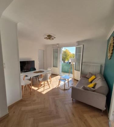 La parenthèse, appartement avec balcon