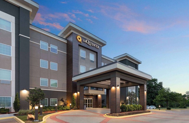 La Quinta Inn & Suites by Wyndham McAlester