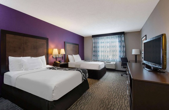 La Quinta Inn & Suites by Wyndham Erie