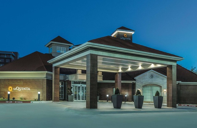 La Quinta Inn & Suites by Wyndham Dallas Plano West