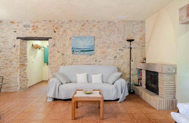 La Rajoleria d'Esclanyà, rural house with private swimming pool on the Costa Brava