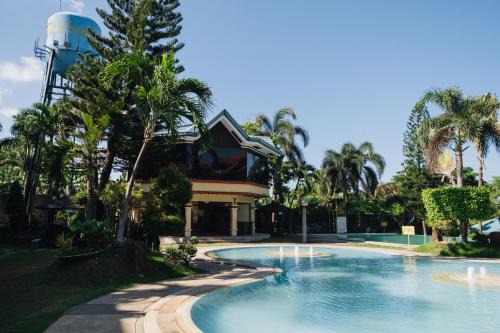 La Traviesa Hotel Resort