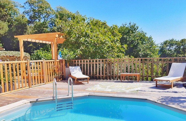 La Villa Saint Kirio - swimming pool and jacuzzi - near Carantec