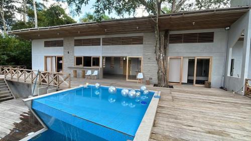 Lago Santo Tomas Iquitos TopHost