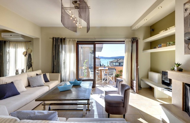 Laguna View 3BR Condo in Porto Heli by JJ Hospitality-